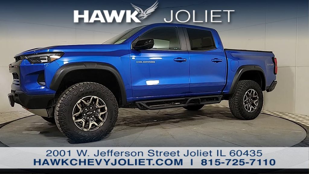 View vehicle photo 4