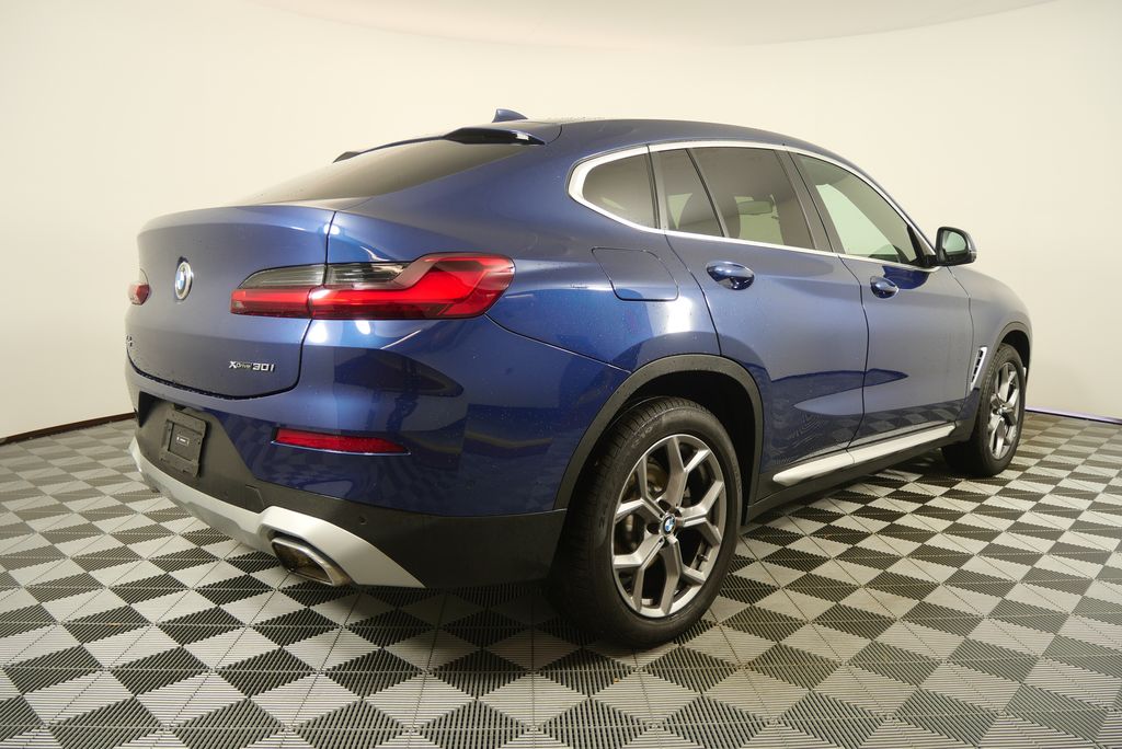 Thumbnail: 2024 BMW X4 - 3