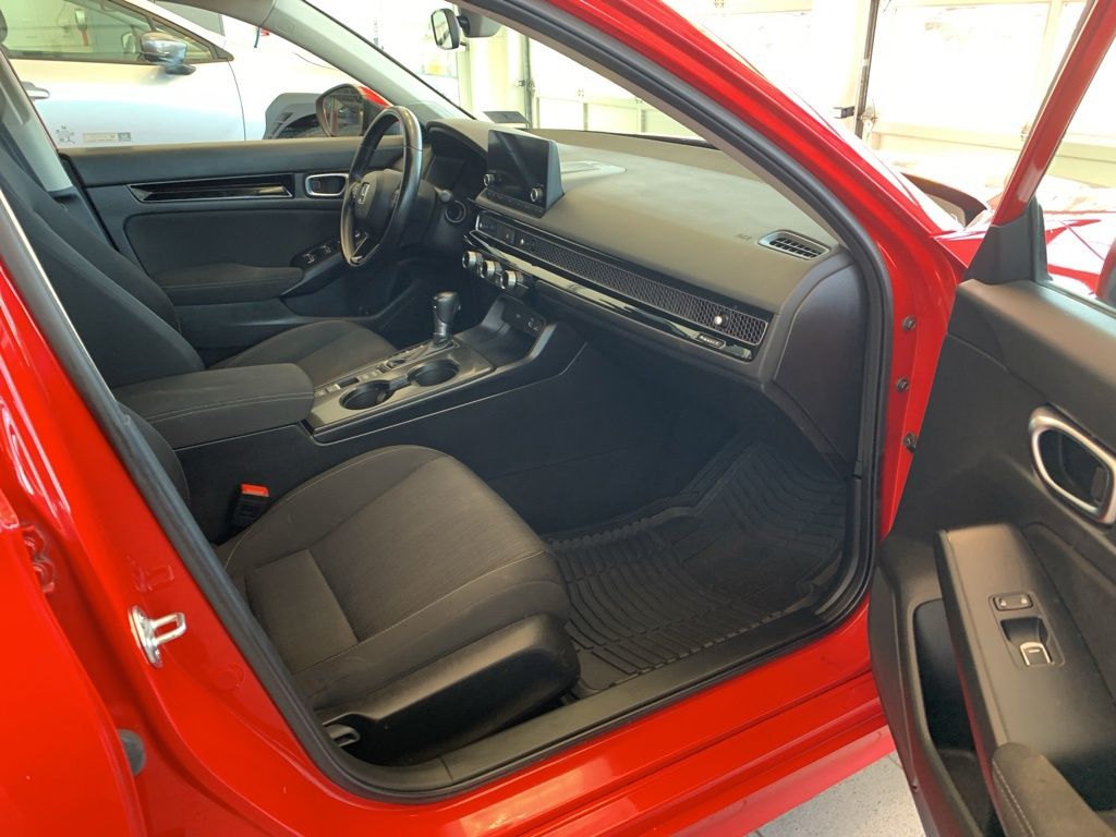 Used 2023 Red Honda EX image 18