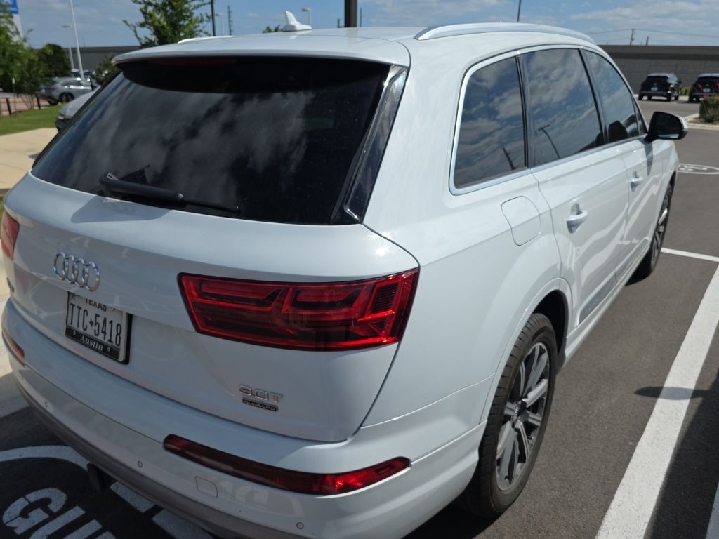 Thumbnail: 2018 Audi Q7 - 9