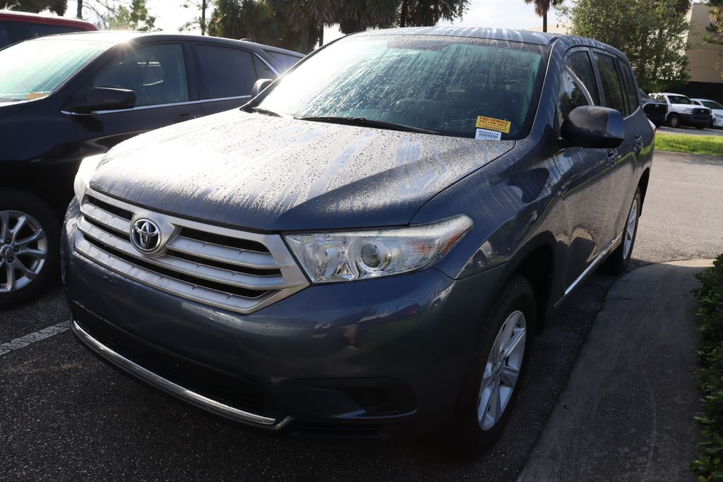 2013 Toyota Highlander  2