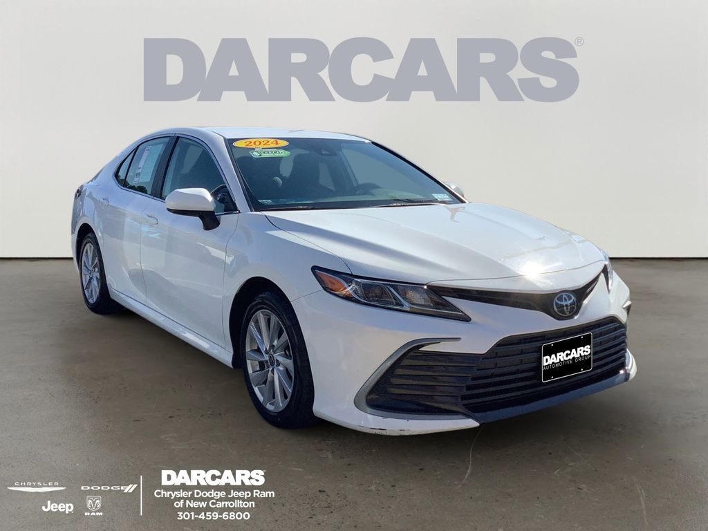 Ice 2024 Toyota Camry Sedan Front-Wheel Drive 8-Speed Automatic