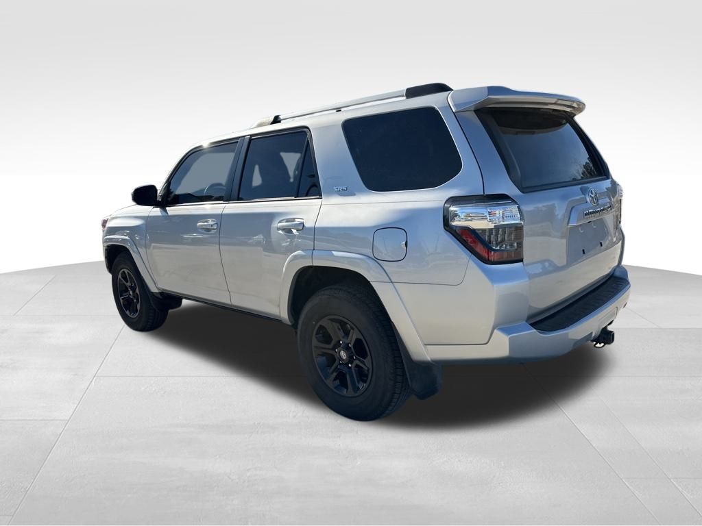 2022 Toyota 4Runner SR5 7