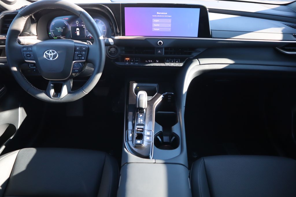 Thumbnail: 2025 Toyota Crown Signia - 13