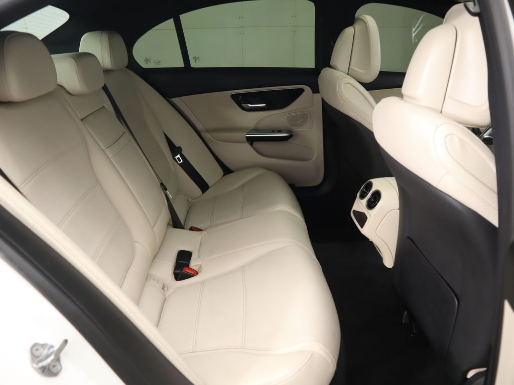 Thumbnail: 2022 Mercedes-Benz C-Class - 22