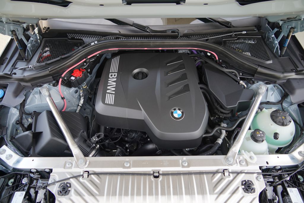 Thumbnail: 2026 BMW X3 - 21
