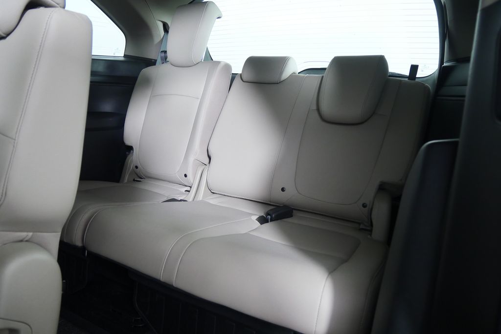Thumbnail: 2023 Honda Odyssey - 18