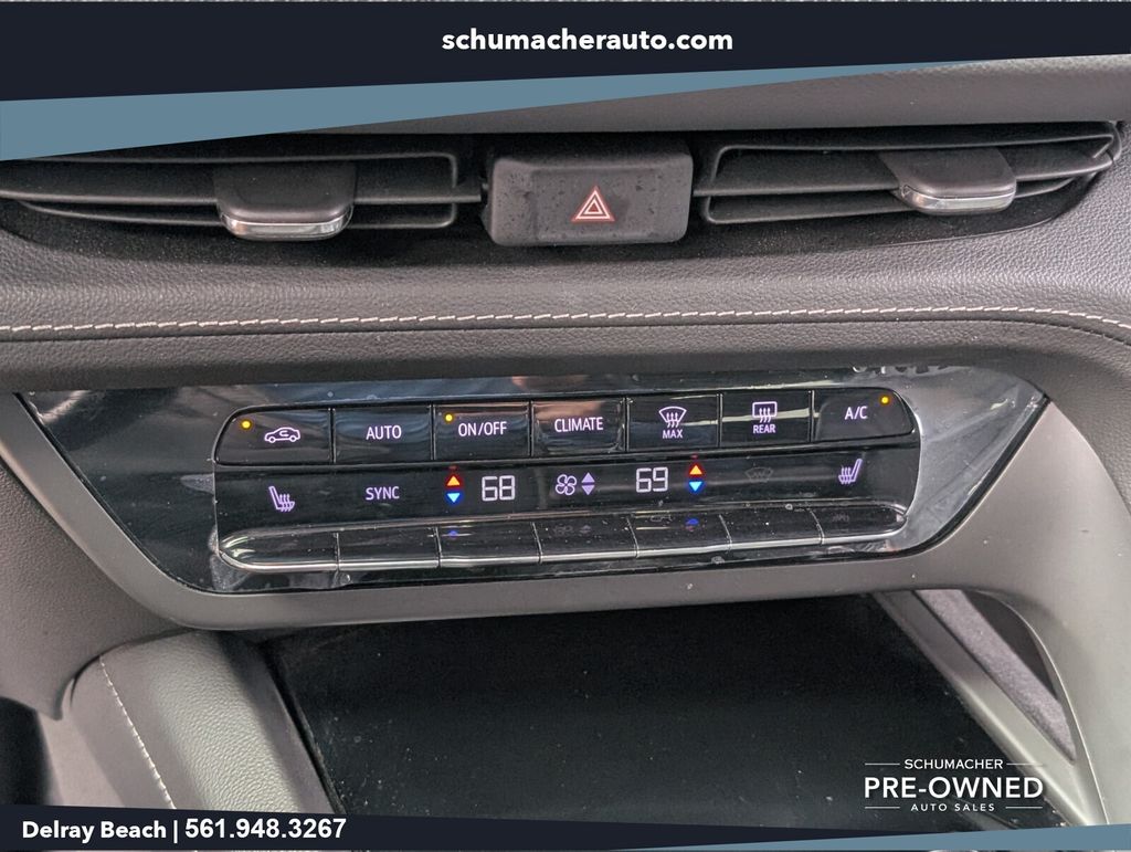 used 2023 Buick Envision car, priced at $22,888
