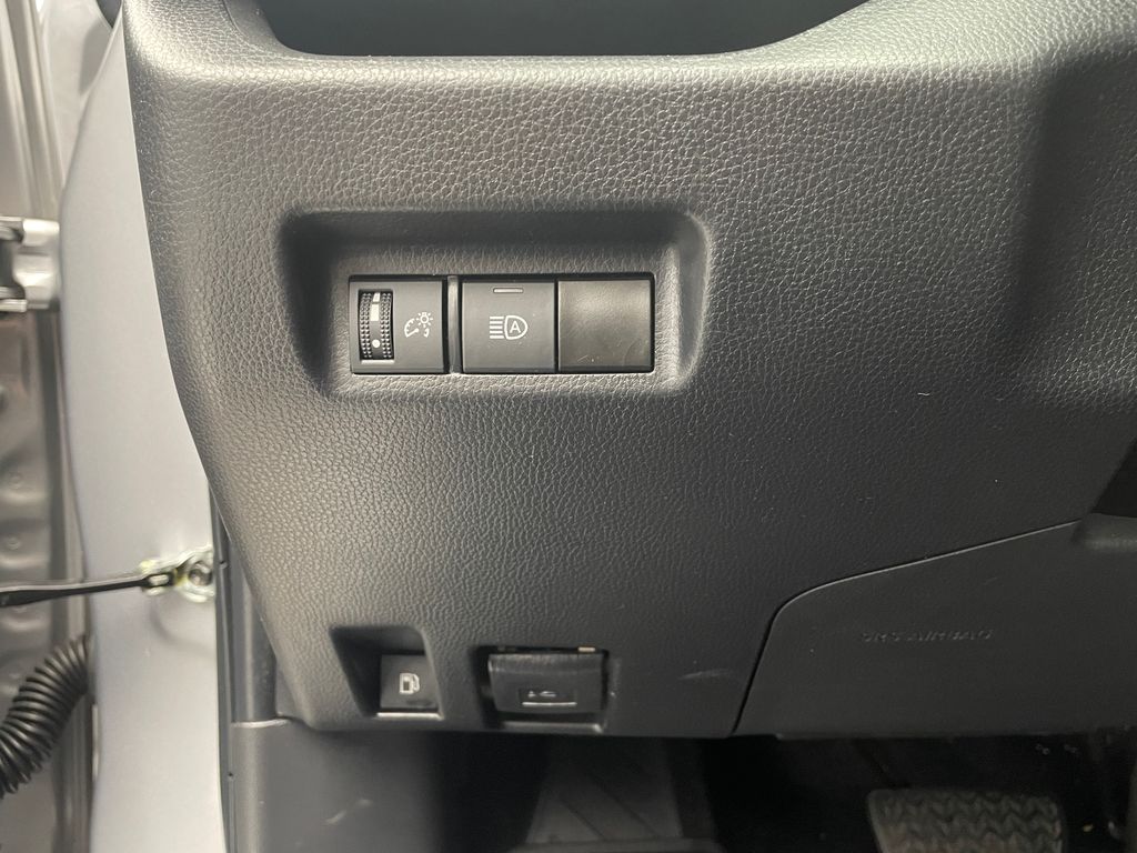 Thumbnail: 2023 Toyota RAV4 - 19