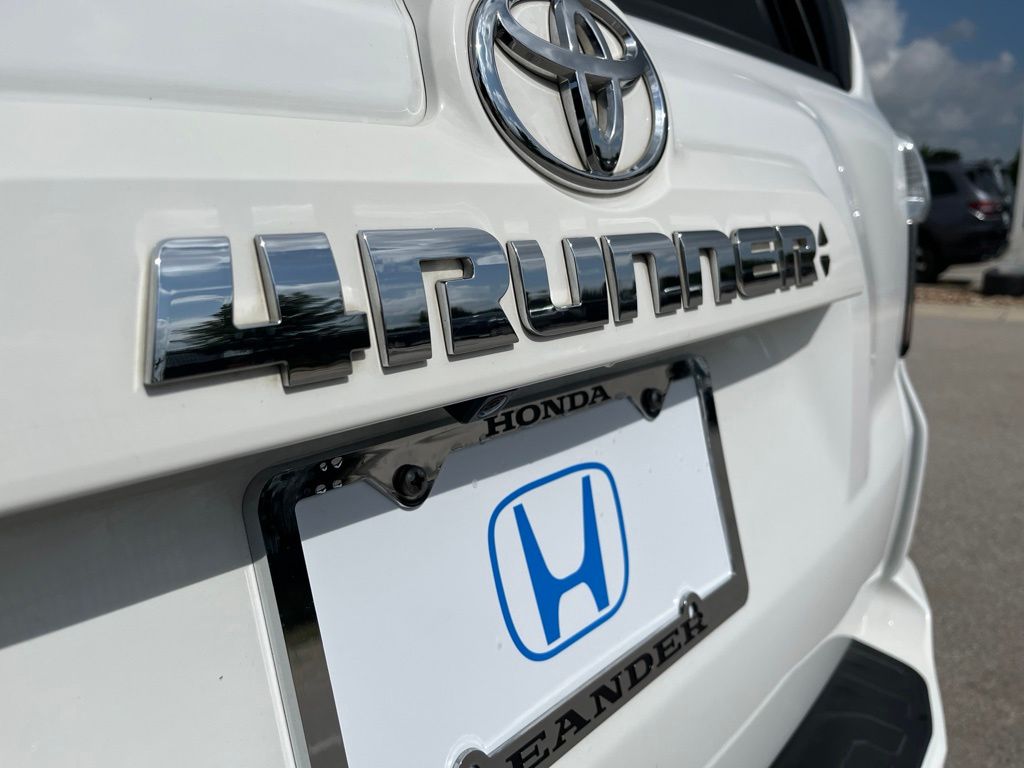 Thumbnail: 2021 Toyota 4Runner - 8
