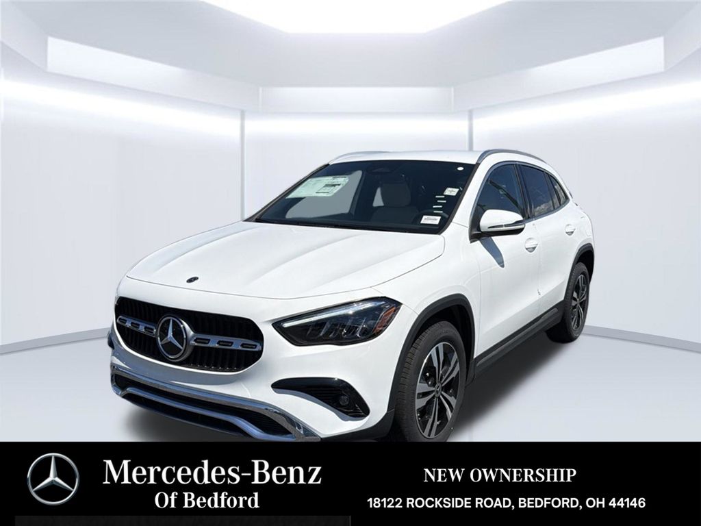 Polar White 2026 Mercedes-Benz GLA SUV / Crossover All-Wheel Drive 8-Speed Dual Clutch