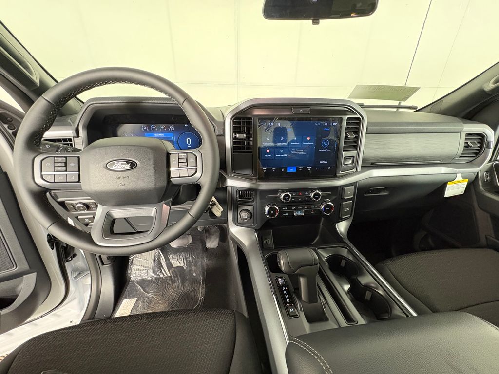 New 2026 White Ford XLT image 8