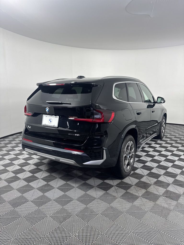 Thumbnail: 2023 BMW X1 - 5