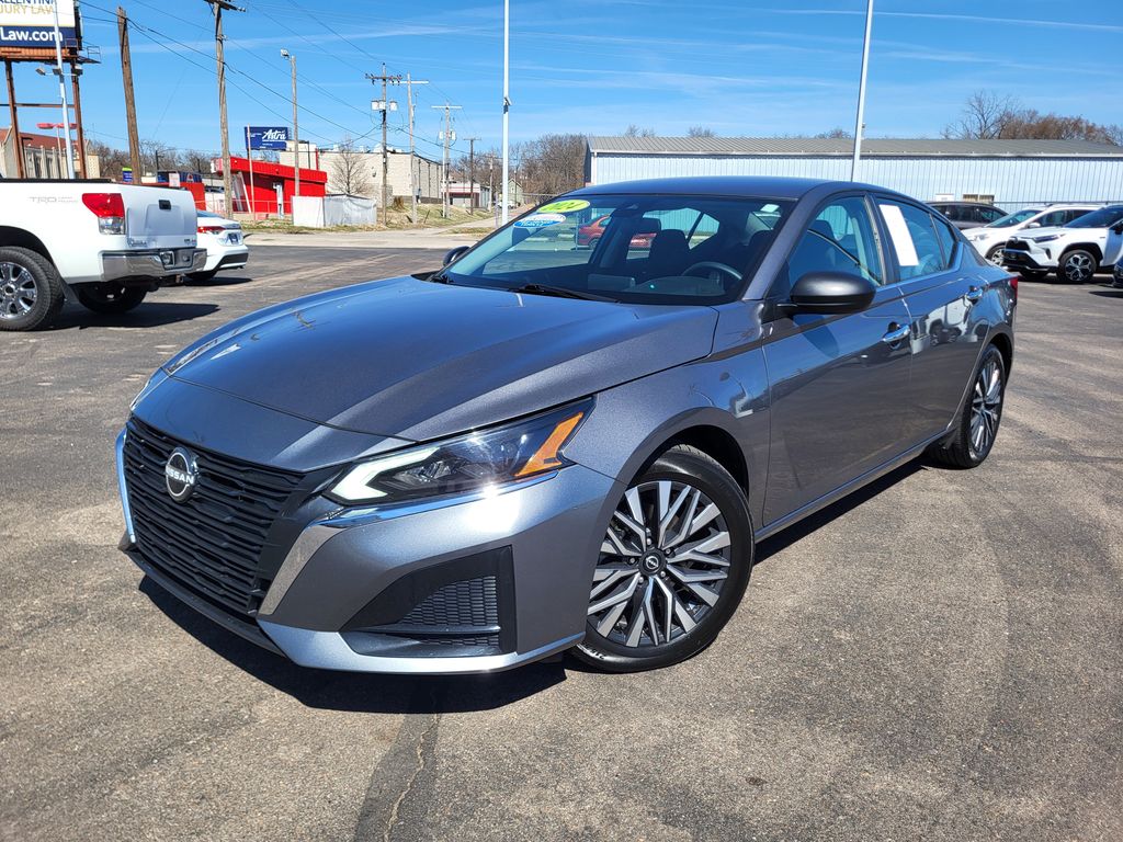 2024 Nissan Altima 2.5 SV FWD