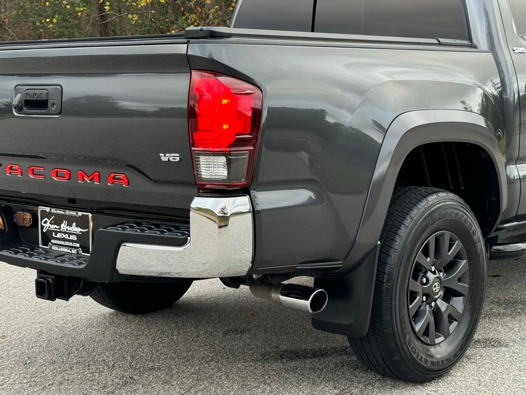 2021 Toyota Tacoma SR5 15