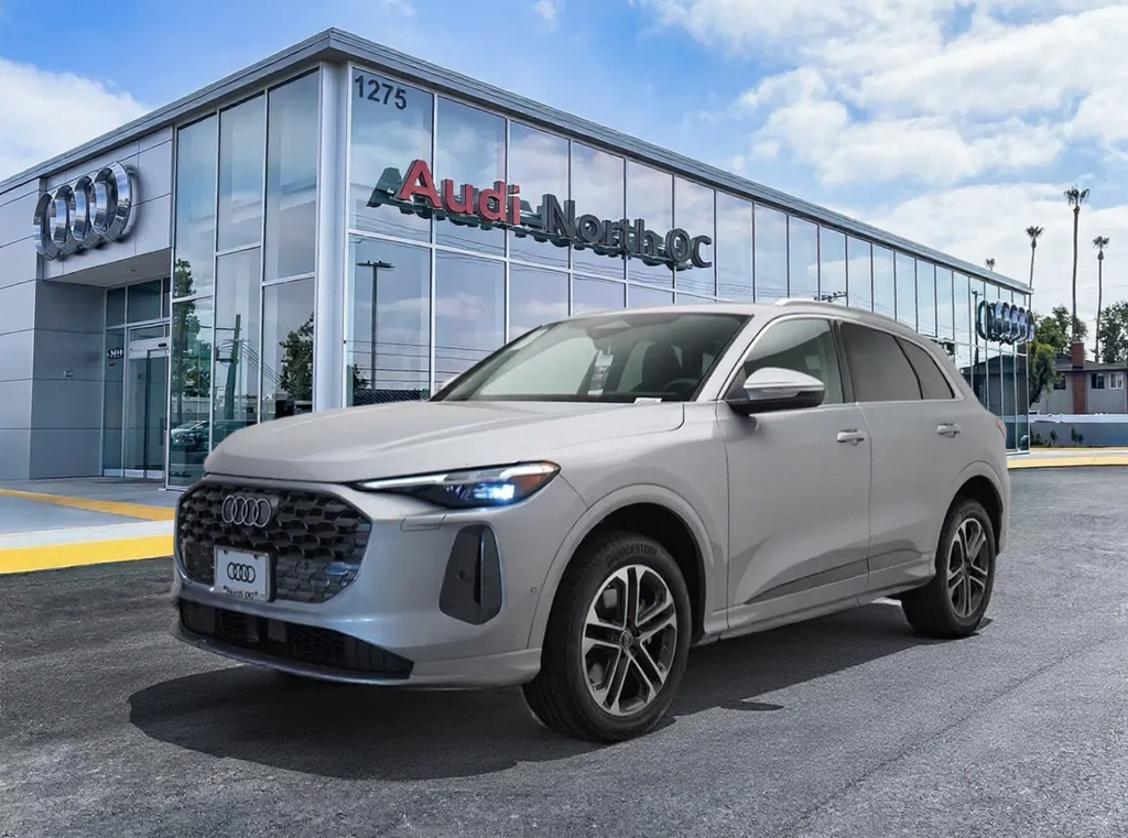 Thumbnail: 2025 Audi Q5 - 1