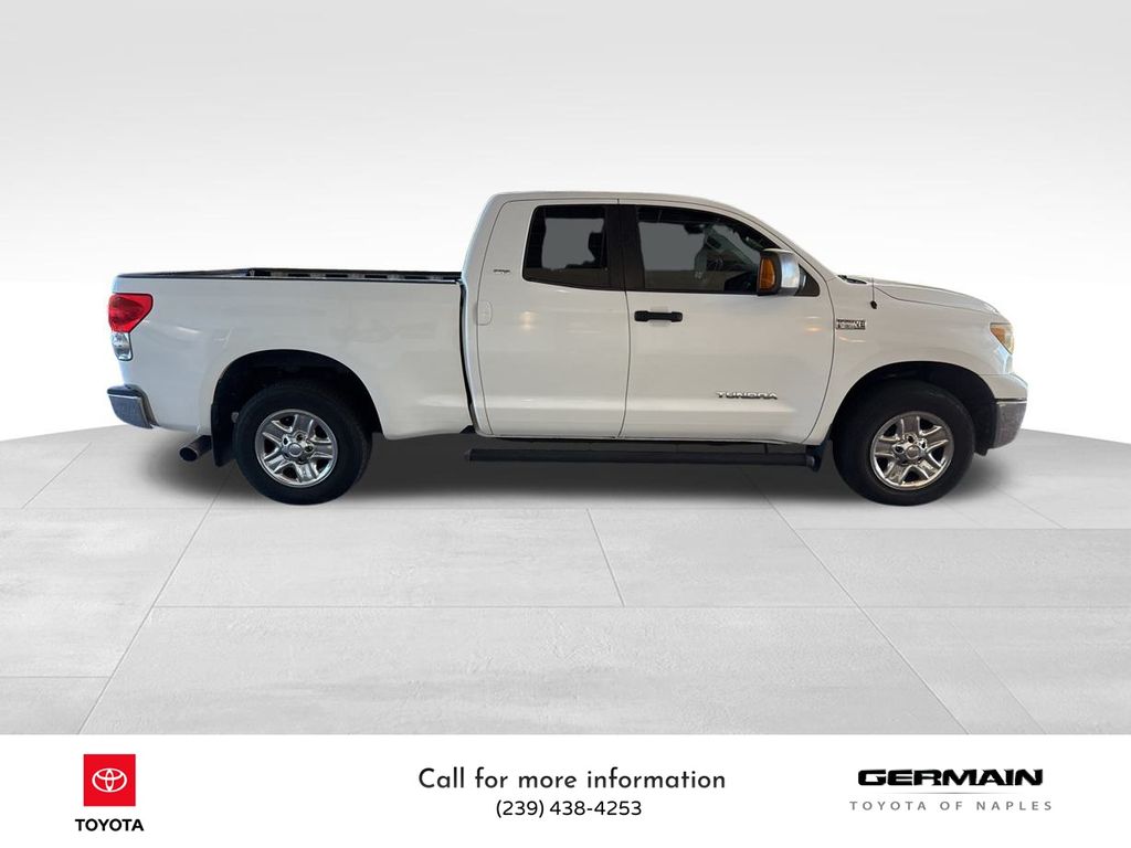 2009 Toyota Tundra SR5 photo 4