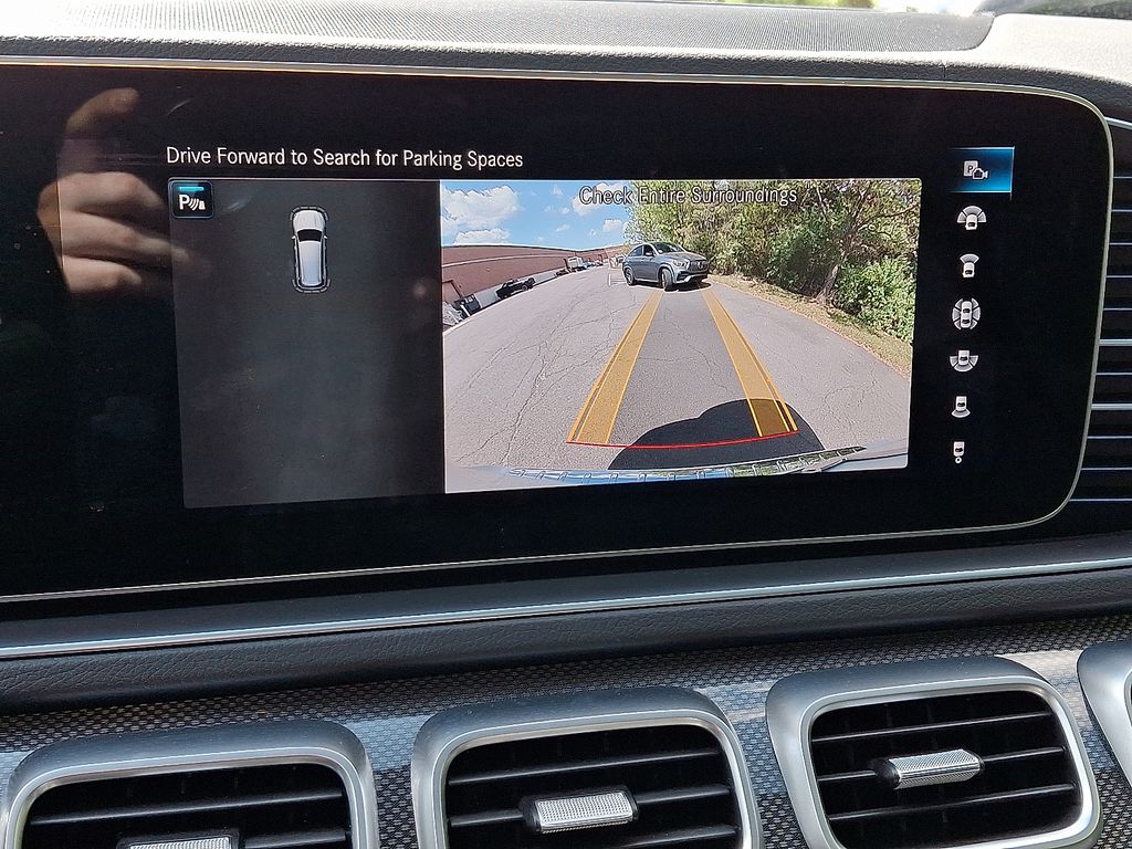 Thumbnail: 2022 Mercedes-Benz GLS - 20