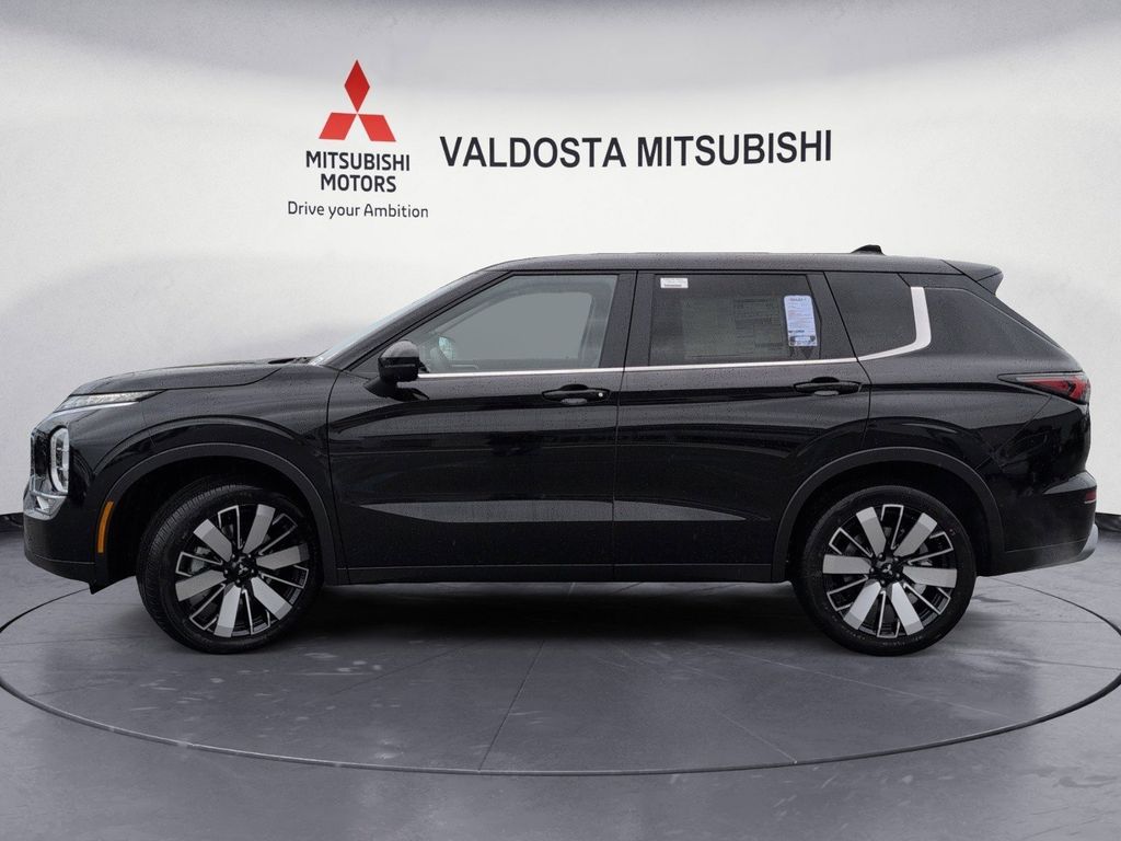 New 2026 Mitsubishi Outlander SUV