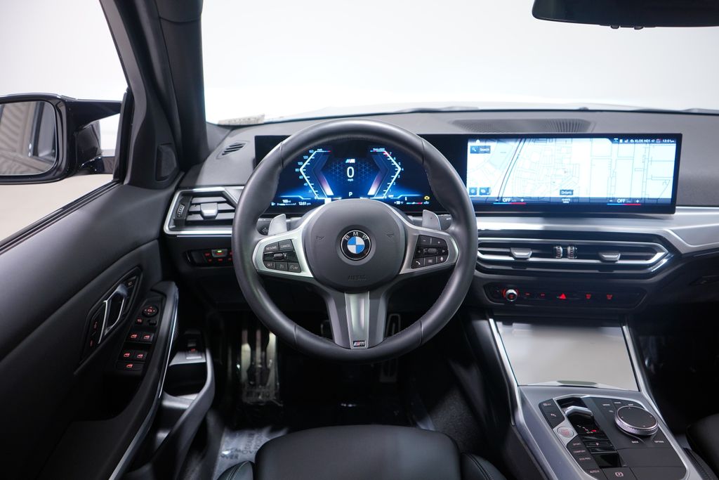 Thumbnail: 2024 BMW 3 Series - 11