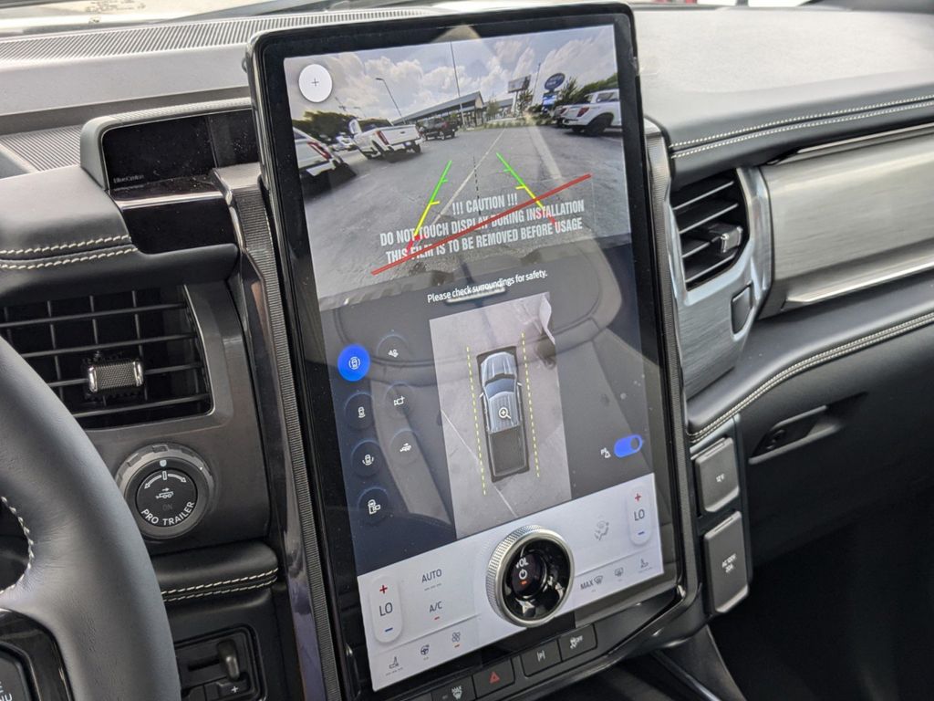 2025 Ford F-150 Lightning Platinum