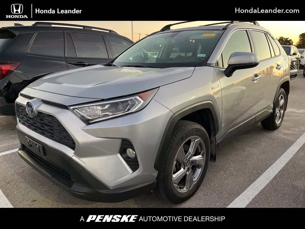 Thumbnail: 2021 Toyota RAV4 - 1