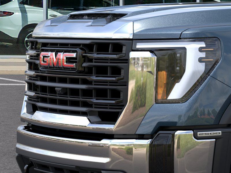 2024 GMC Sierra 2500HD Pro 13