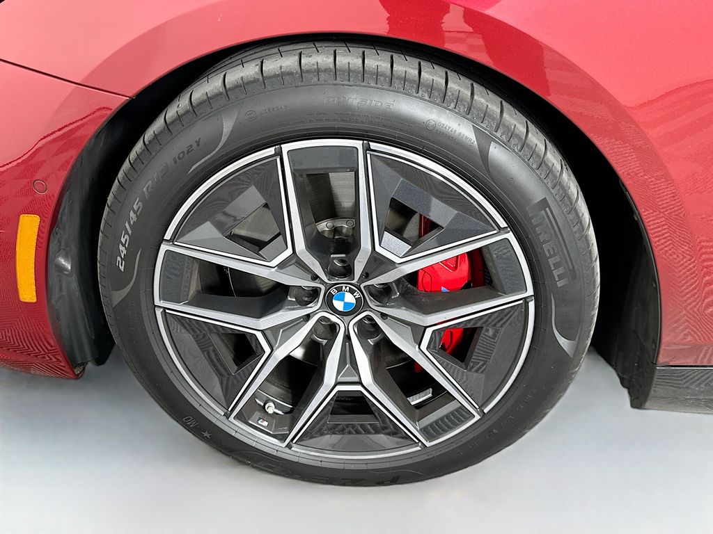 Thumbnail: 2025 BMW i5 - 32