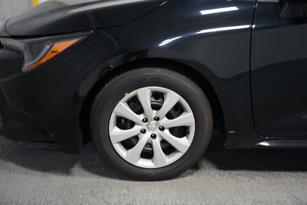 2024 Toyota Corolla LE 5