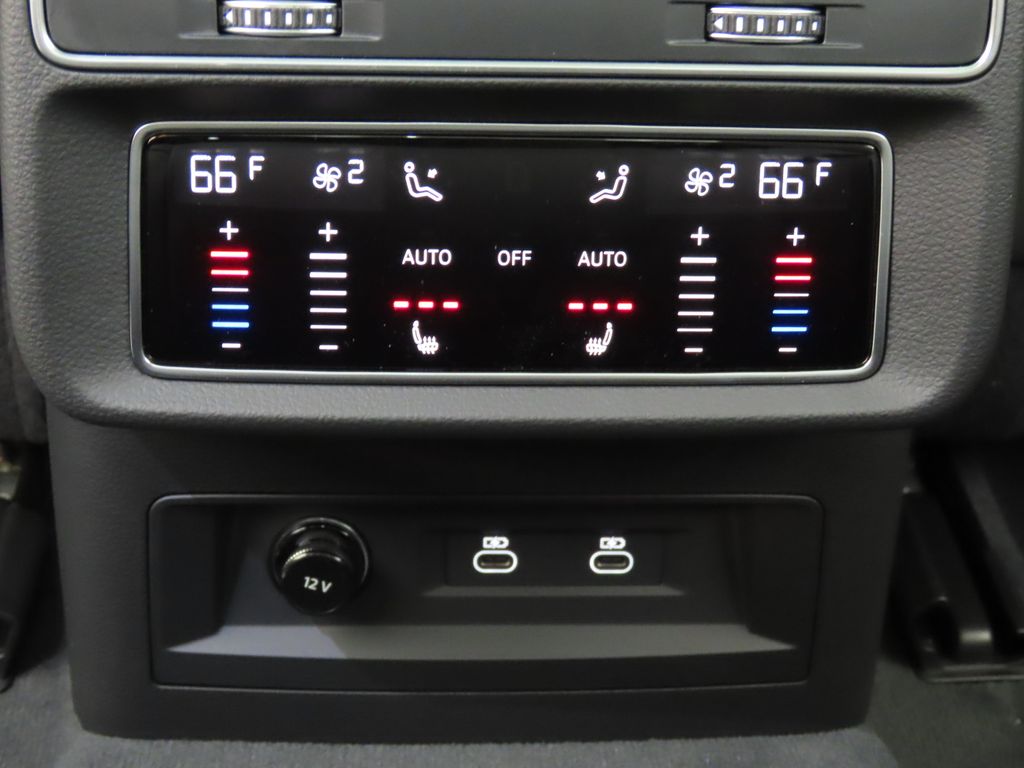 Thumbnail: 2026 Audi Q7 - 25