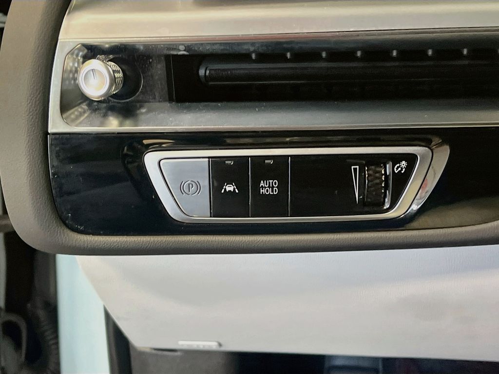 Used 2025 Nimbus Metallic Cadillac Sport image 10