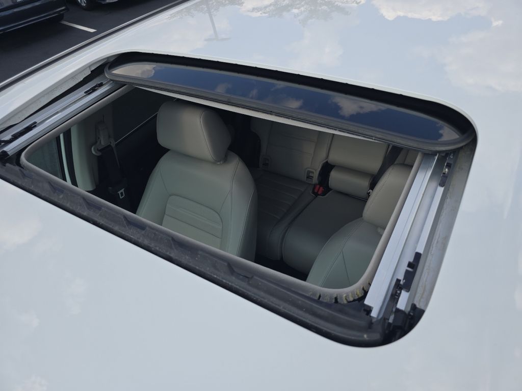 Certified Used 2024 White Honda EX-L image 4