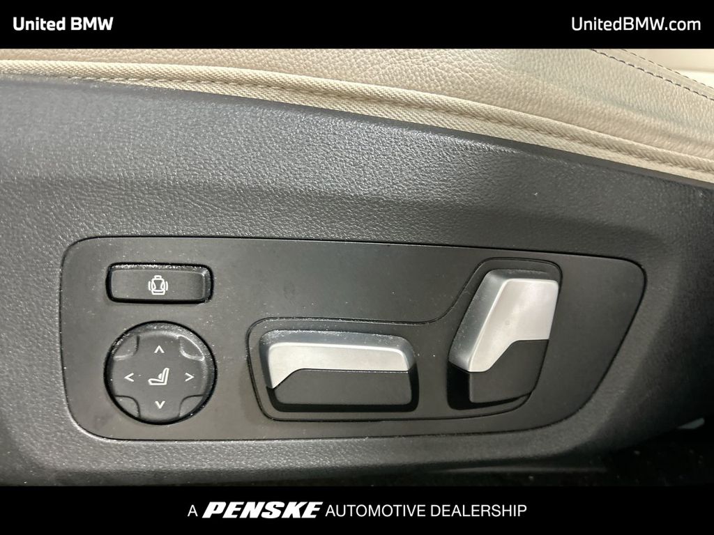 Thumbnail: 2022 BMW X3 - 12