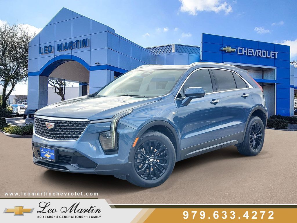 2024 Cadillac XT4 Premium Luxury FWD