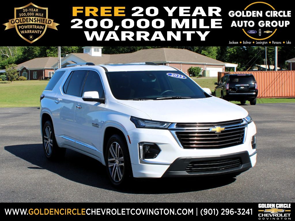 White (Iridescent Pearl Tricoat) 2023 Chevrolet Traverse High Country AWD SUV / Crossover Four-Wheel Drive 9-Speed Automatic