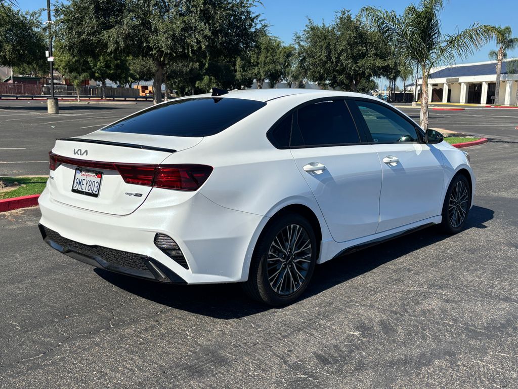 Thumbnail: 2024 Kia Forte - 5