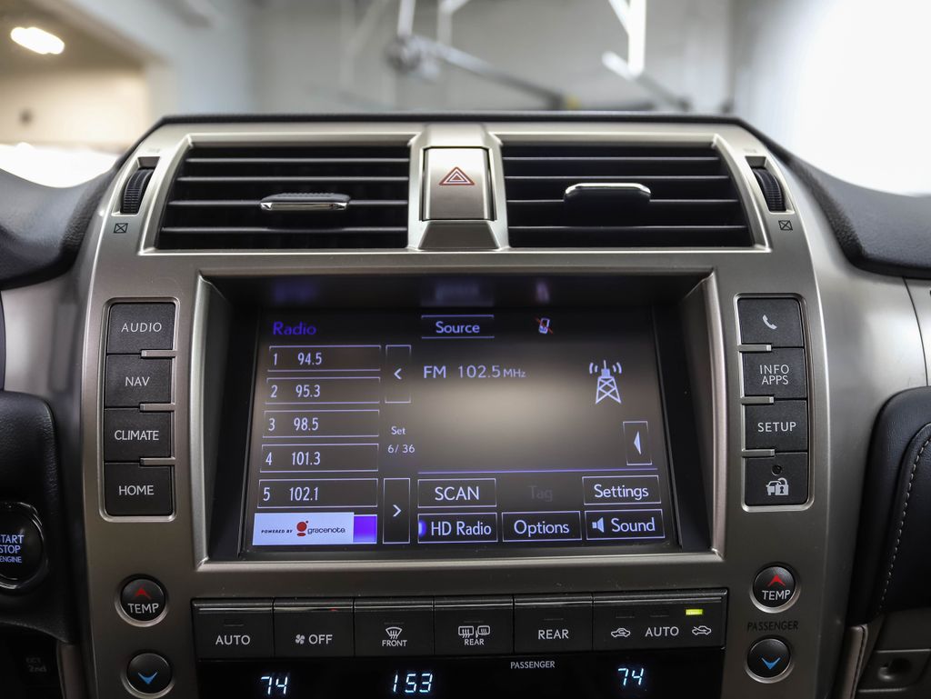 2021 Lexus GX 460 16