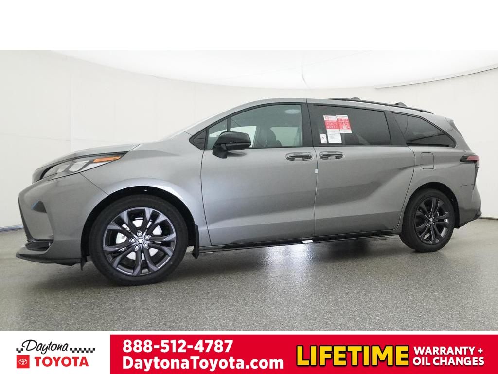 New 2026 Toyota Sienna Van