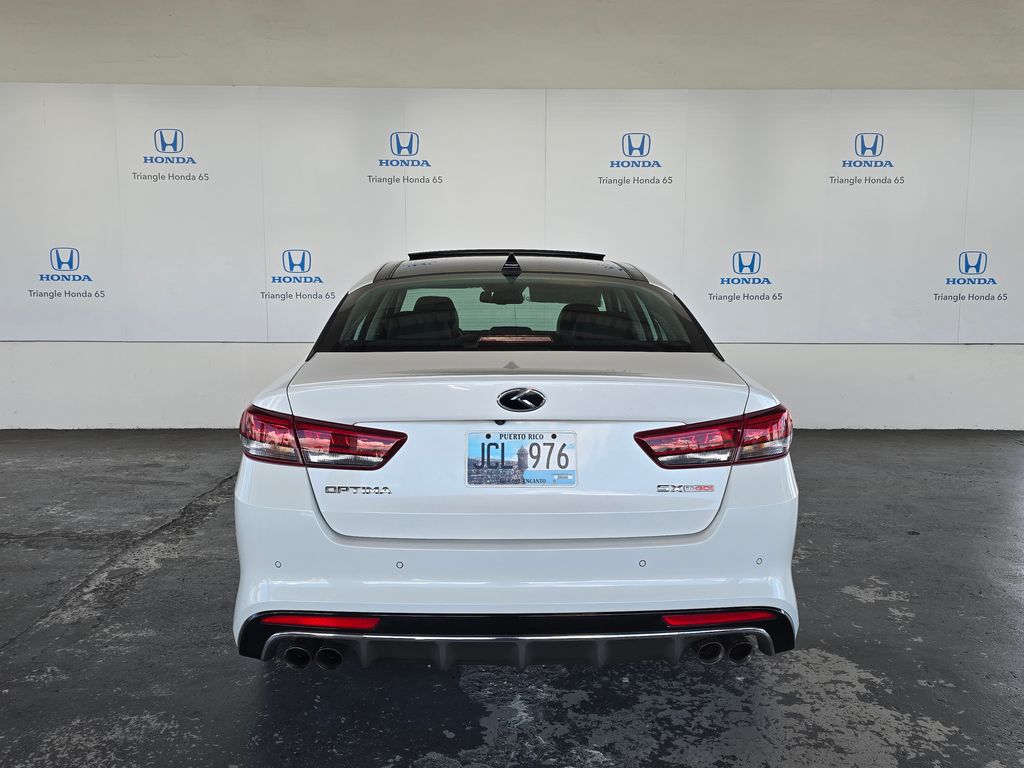 Thumbnail: 2018 Kia Optima - 18