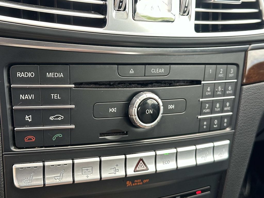 Thumbnail: 2016 Mercedes-Benz E-Class - 20