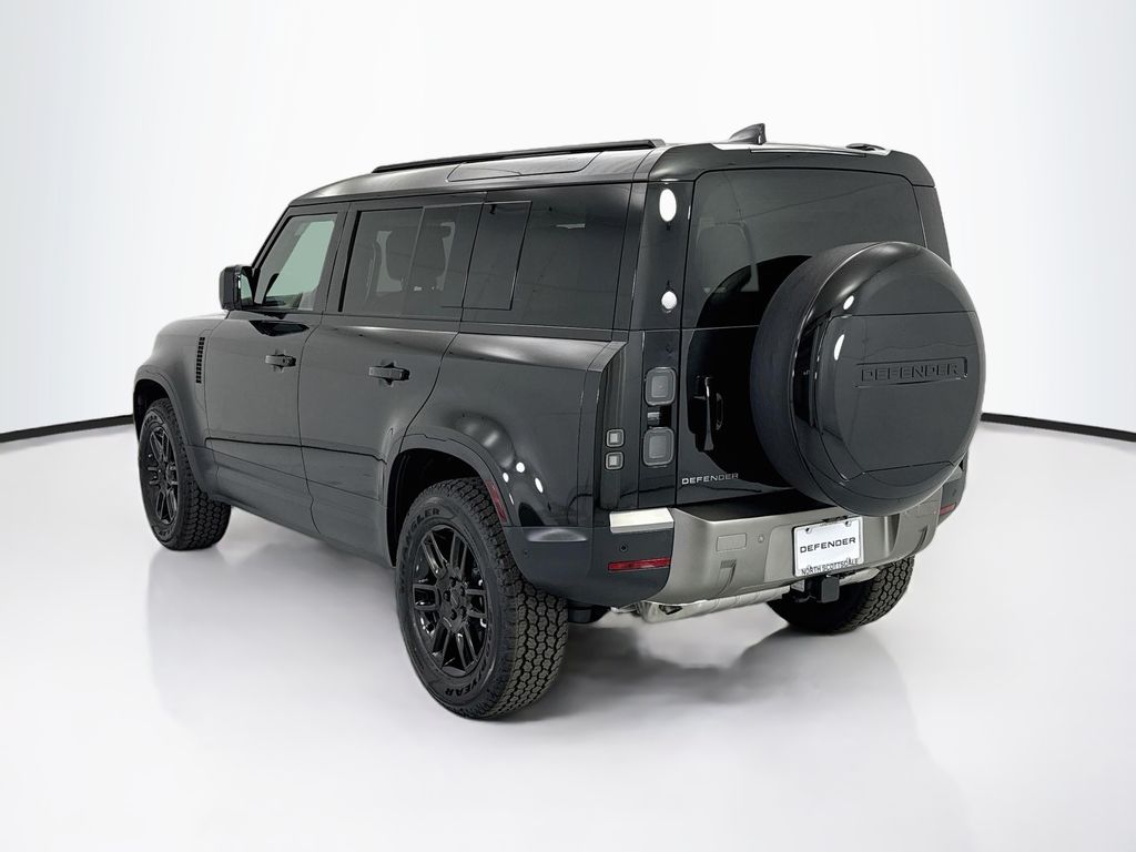Thumbnail: 2026 Land Rover Defender - 7