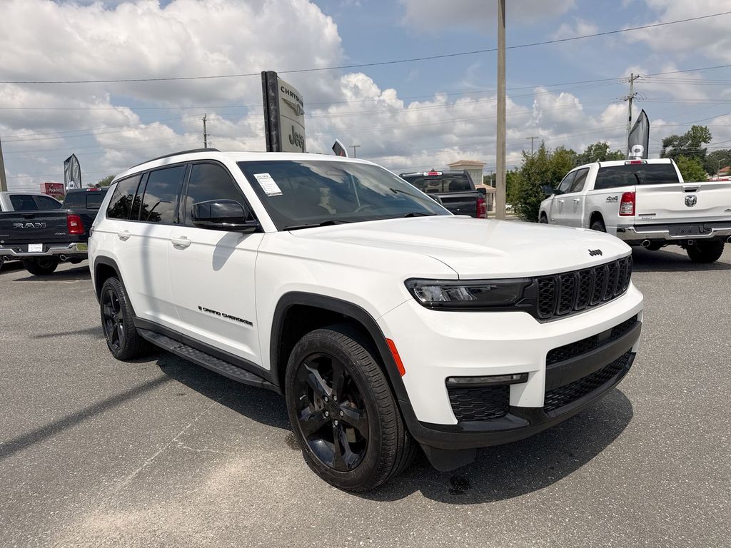Bright White Clearcoat 2024 Jeep Grand Cherokee L SUV / Crossover Four-Wheel Drive 8-Speed Automatic