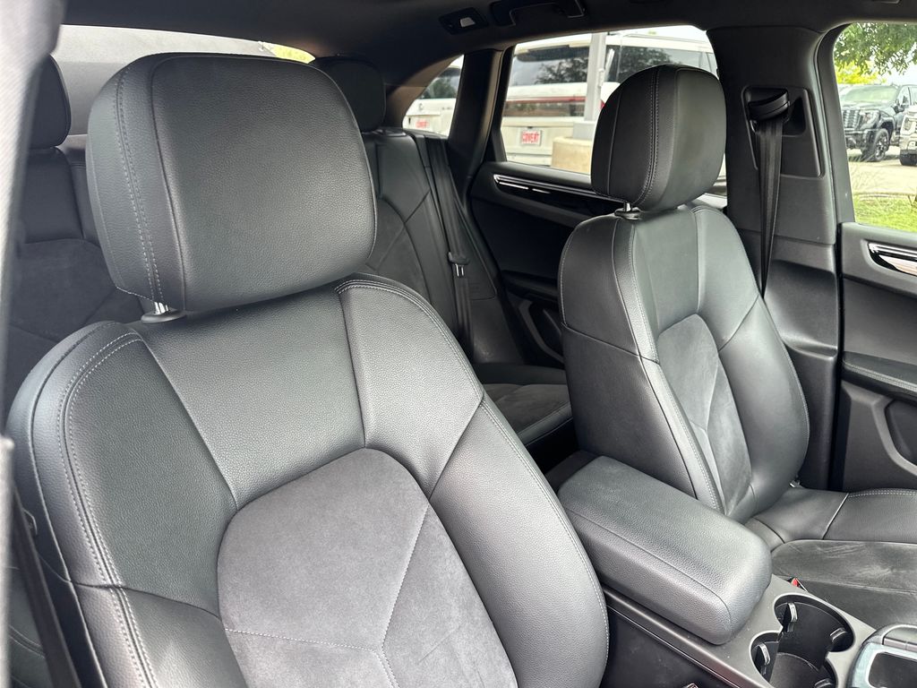 Used Car 2018 Porsche Macan  For Sale Under $25,000 In Austin, Texas