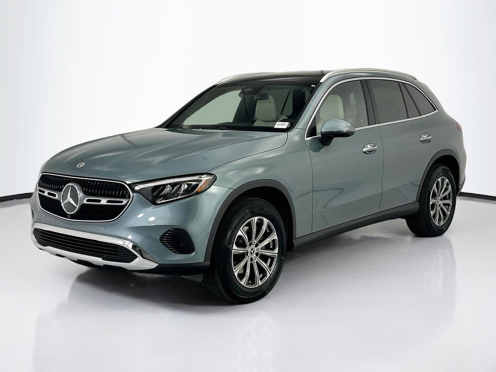 Thumbnail: 2027 Mercedes-Benz GLC - 1