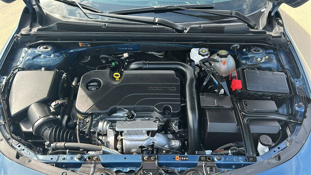 2024 Chevrolet Malibu LT Blue at Baytown Hyundai