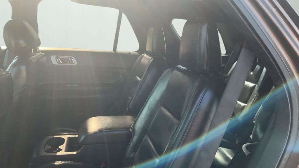 2015 Ford Explorer XLT  at Superior Kia