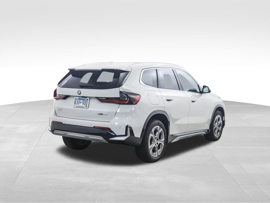 Thumbnail: 2023 BMW X1 - 5