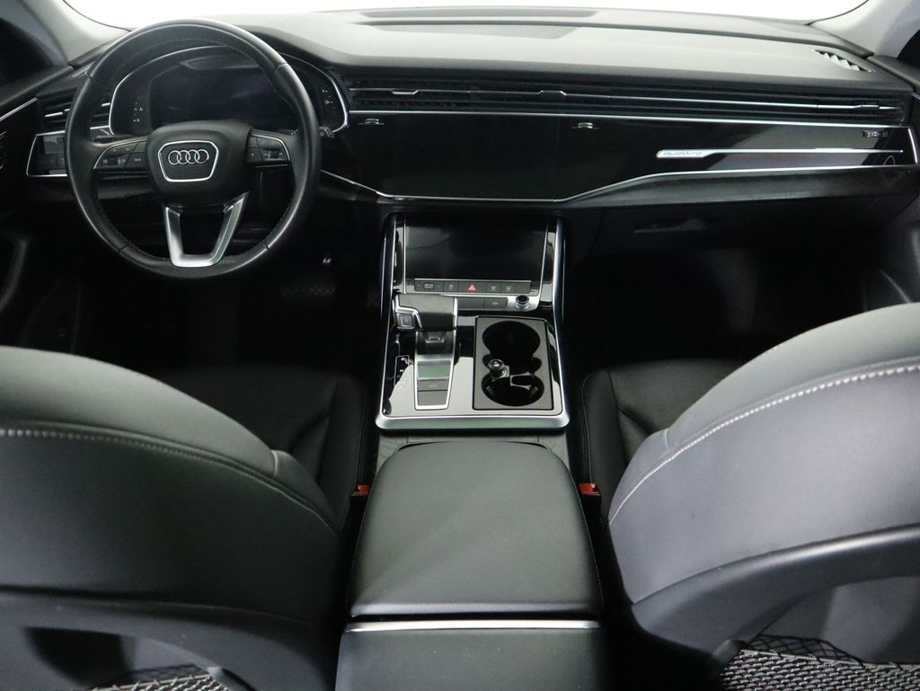 Thumbnail: 2022 Audi Q8 - 13