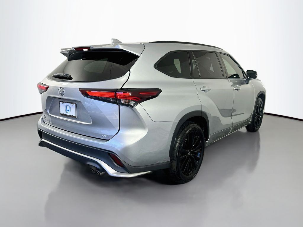 Thumbnail: 2024 Toyota Highlander - 5