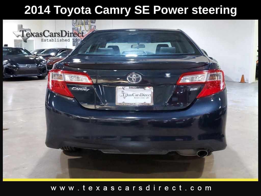 2014 Toyota Camry SE 11